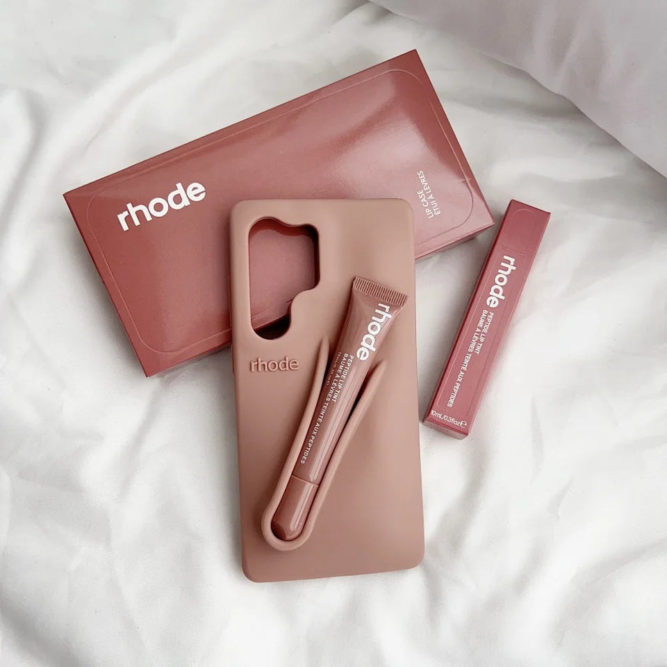 Silicone case for Samsung Galaxy with lipstick holder. Practical and stylish protection