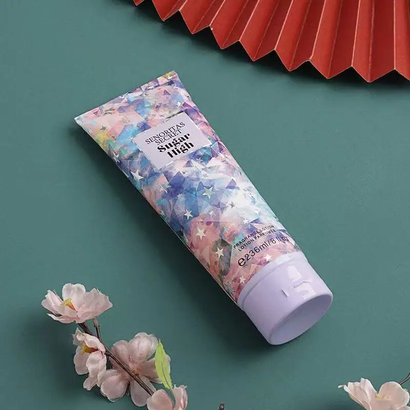 Victoria’s Body Lotion: Intense hydration with a long-lasting scent of velvety petals