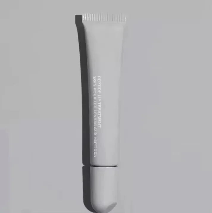 Kit of 9 nourishing lip glosses. Hydration, shine, and plumping effect