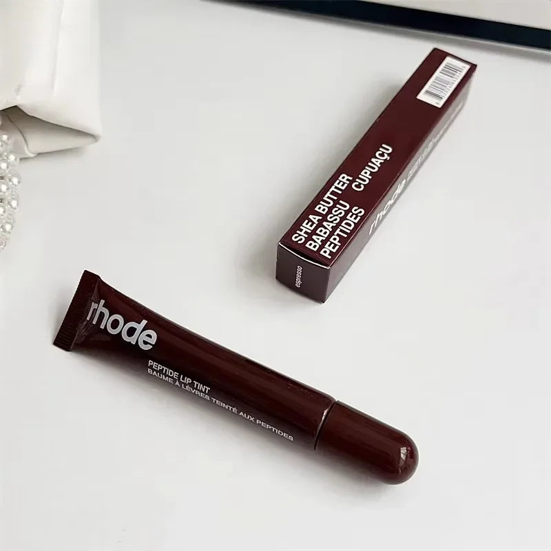 Rhode moisturizing and nourishing gloss. Transparent finish with a hint of vanilla and watermelon