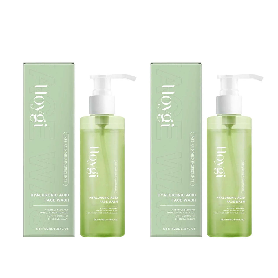 Facial cleansing gel with hyaluronic acid. Hydrates, cleans pores, and exfoliates without drying out