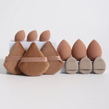 Kit with 12 triangular makeup sponges. Perfect for applying foundation, powder, and liquids with an even finish