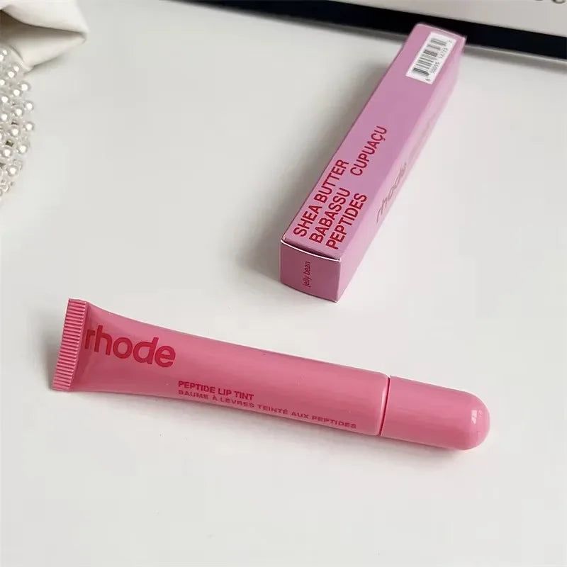 Rhode moisturizing and nourishing gloss. Transparent finish with a hint of vanilla and watermelon