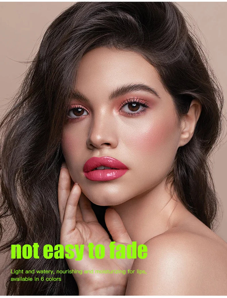 Transparent and nourishing liquid gloss. Leaves lips soft, shiny, and irresistible